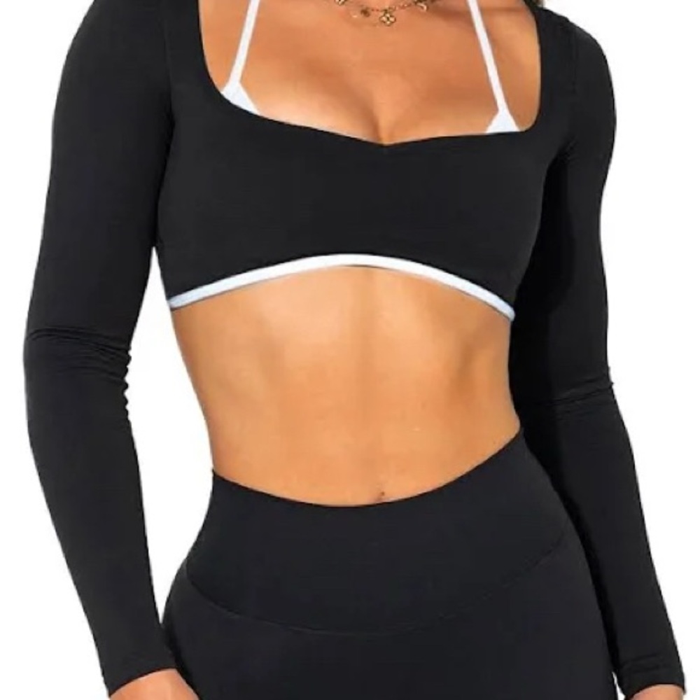 CSB Black Long Sleeve Halter Crop Top